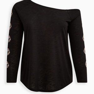 Torrid Off Shoulder Top Size 2/2X Black